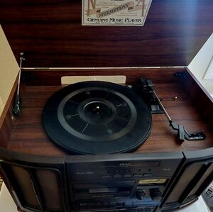 Black and Brown Stereo Music Player
